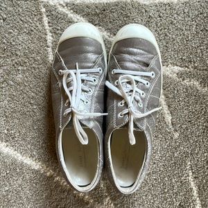 Josef Seibel women’s shoe 41 European size, 10 US size lightly worn in great c.